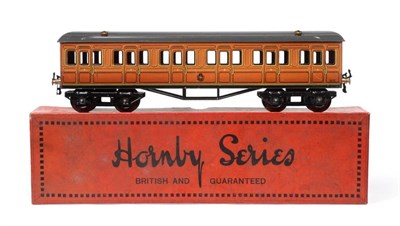 Lot 291 - Hornby Series O Gauge Metropolitan Coach C 1st, with sticker to one end '1st Class' (E-G box G)
