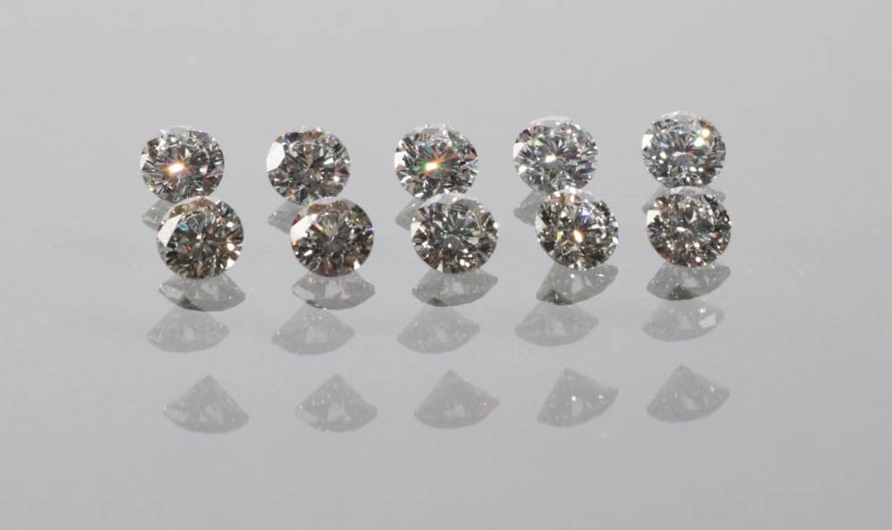 Lot 2112 - Ten Loose Round Brilliant Cut Diamonds, estimated diamond weight 0.40 carat each approximately