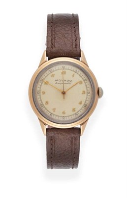 Lot 2182 - A Gold Plated and Steel Centre Seconds Wristwatch, signed Movado, model: Tempomatic, circa...