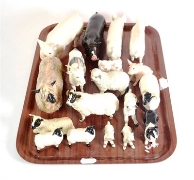 Lot 152 - Beswick Pig and Sheep models including 'Middle White Boar', model No. 4117, 'Berkshire Boar', model