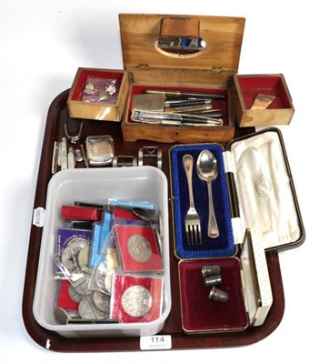 Lot 114 - Assorted silver and plated collectables including vesta cases, shoe buckles, knives and...