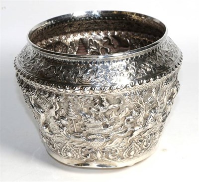 Lot 291 - A large South East Asian white metal bowl marked 'Louis Silverware White Gold 100G Silver...