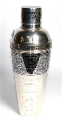 Lot 293 - A large Thai silver and niello cocktail shaker marked 'Thai Nakon Siam Sterling' and with facsimile