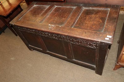 Lot 1365 - An early 18th century oak coffer