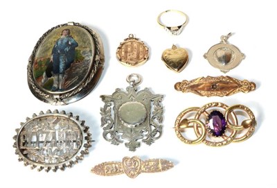 Lot 269 - Small quantity of jewellery including a gem set ring, finger size M; pendants, fobs, brooches etc