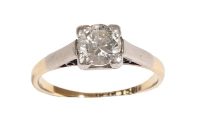 Lot 22 - An Early 20th Century Diamond Solitaire Ring, the round brilliant cut diamond in a squared...