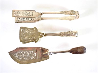 Lot 1497 - {} A Pair of Early Victorian King's Pattern Silver Asparagus Tongs, Mary Chawner, London 1838;...