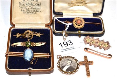 Lot 193 - A split pearl set brooch stamped '15CT'; three brooches stamped '375' and '9C'; a split coral...