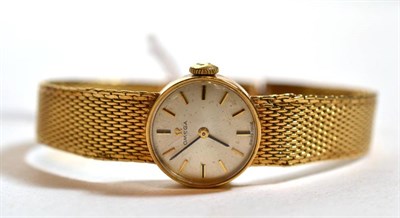 Lot 204 - A lady's 9 carat gold wristwatch, signed Omega, with Omega box