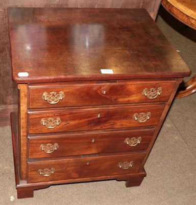Lot 1361 - A Georgian style mahogany four height chest of drawers of small proportions