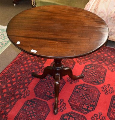 Lot 1420 - A 19th century mahogany tilt top table