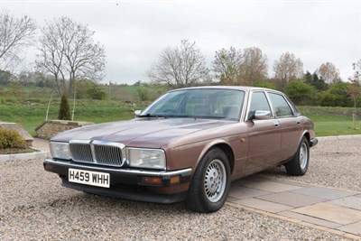 Lot 269 - Jaguar XJ6 Sovereign (XJ40)  Registration number: H459 WHH First Registered: 09-06-2000...