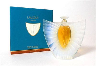 Lot 2304 - Lalique Parfum, Flacon Collection, Limited Edition 'Sylphide' (2000) Perfume, 40ml bottle with nude