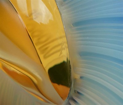 Lot 2304 - Lalique Parfum, Flacon Collection, Limited Edition 'Sylphide' (2000) Perfume, 40ml bottle with nude