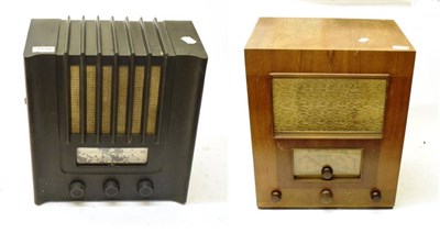 Lot 3116 - Murphy Type SAD94L Radio with ribbed vertical bar brown bakelite case; and an unusual Victory...