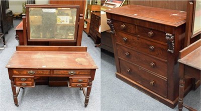 Lot 1348 - A mirror backed dressing table and a mahogany four-height chest of drawers