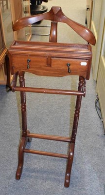 Lot 1370 - A modern clothes stand