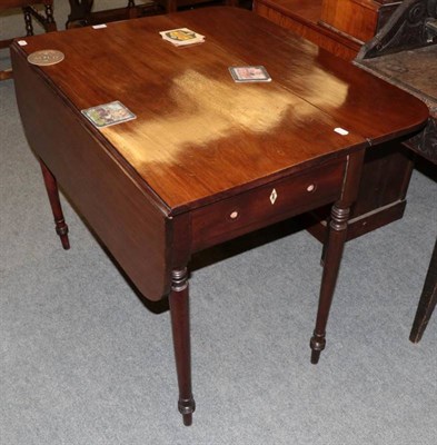 Lot 1417 - Early Victorian mahogany Pembroke table