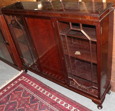 Lot 1427 - Early 20th century mahogany glazed bookcase