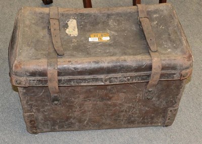 Lot 1449 - Edwardian leather trunk with lid, by Thompson of Leicester dated 8/5/03