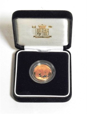 Lot 44 - Elizabeth II (1952-), gold proof Sovereign, 2007, in Royal Mint box and case of issue with...