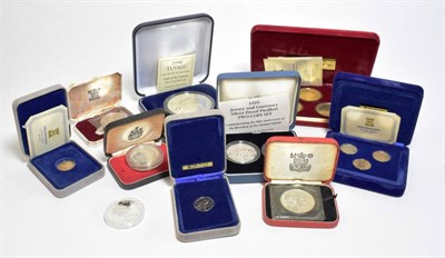 Lot 69 - Channel Islands, 1993 Alderney silver proof piedfort £2; 1995 Jersey and Guernsey 2-coin...