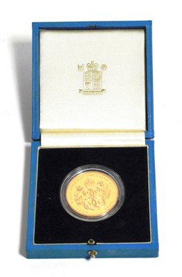 Lot 149 - Elizabeth II (1952-), proof Crown struck in gold, 1990, Queen Mother's 90th birthday (2,500...