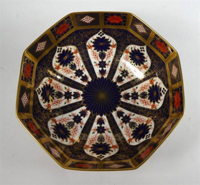 Lot 177 - A Royal Crown Derby Imari octagonal bowl, 28cm diameter