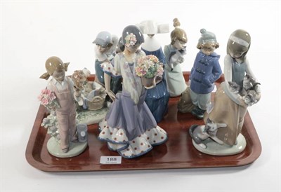 Lot 188 - A collection of Lladro figures comprising: 5715, 5217, 5501, 5376, 5490, girl with cats and...