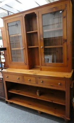 Lot 1148 - Modern glazed pine farmhouse kitchen dresser