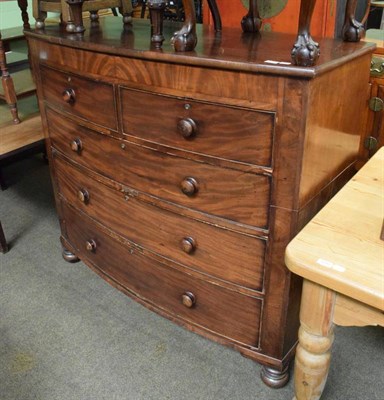 Lot 1244 - A Victorian bow fronted mahogany four-height chest of drawers