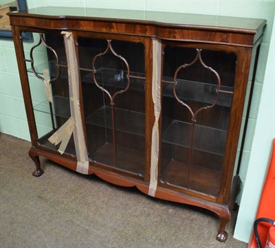 Lot 1260 - A mahogany glazed display cabinet