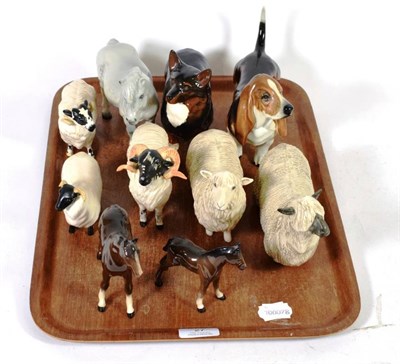 Lot 27 - A tray of Beswick and other models including sheep, ponies, dogs, etc