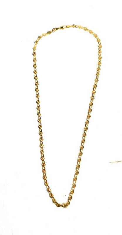 Lot 78 - A 9 carat gold fancy link chain, length 65.5cm