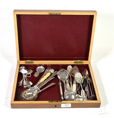 Lot 295 - A quantity of silver including salad servers, caddy spoon and tea spoons, together with a...