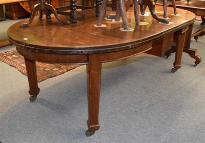 Lot 1276 - Oak wind-out dining table