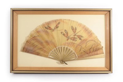Lot 2105 - An Early 19th Century Horn Brisé Fan painted in pastels with flowers, the eighteen inner...