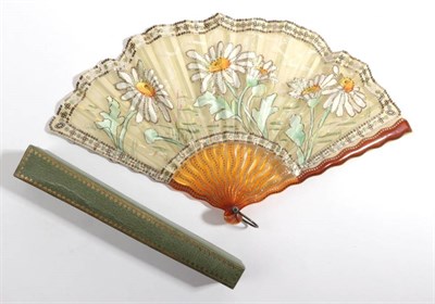 Lot 2130 - An Art Nouveau Fan of Blonde Tortoiseshell, the monture of serpentine form and clouté with...