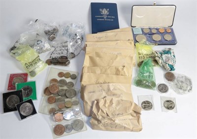 Lot 150 - A box of mixed coins including a William III crown, Victoria 1887 double florin and halfcrown,...