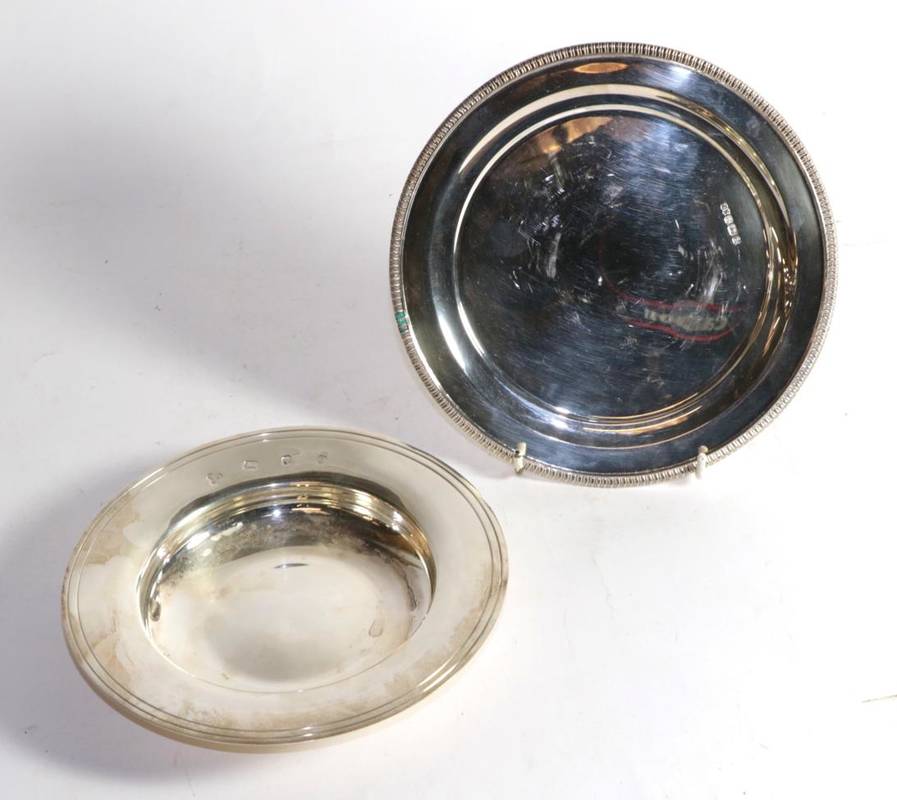 Lot 297 - A silver Armada dish, Wakeley & Wheeler, London 1978; and a silver plate, Sheffield 1978, 19cm...