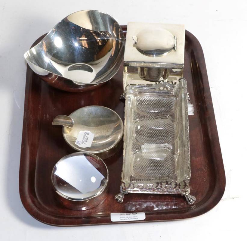 Lot 298 - A silver mounted glass inkwell, Birmingham 1938; together with a group of modern silver items,...