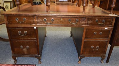 Lot 1206 - Leather inset mahogany kneehole desk