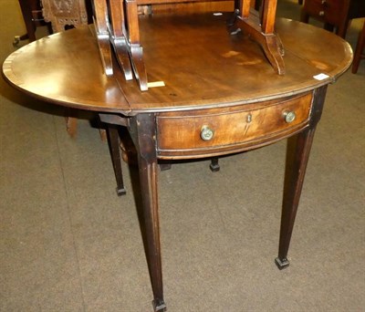 Lot 1348 - A George III mahogany and rosewood crossbanded Pembroke table