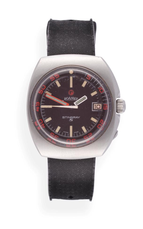 Lot 209 - A Stainless Steel Automatic Calendar Centre Seconds Diver's  Wristwatch, signed Roamer, model:...