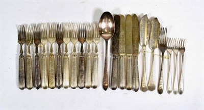 Lot 2155 - White Star Line Cutlery four knives, twelve forks, three dessert forks and three others (22)
