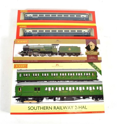 Lot 2183 - Hornby (China) OO Gauge R3260 Southern Railway 2-HAL Train Pack R2822 BR 4-6-0 Earl Cairns 5053 DCC