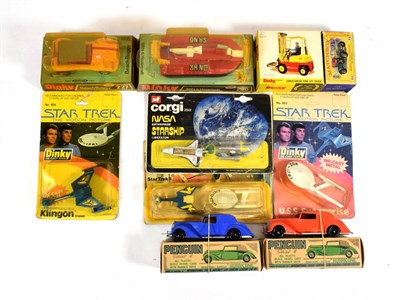 Lot 2270 - Dinky Various Vehicles 227 Beach Buggy, 290 SRN6 Hovercraft and 404 Conveyancer Fork Lift truck...