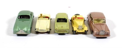 Lot 2296 - Matchbox 1-75 Five Models 44 Rolls Royce Phantom V GPW, 30 Ford Prefect GPW, 53 Aston Martin...