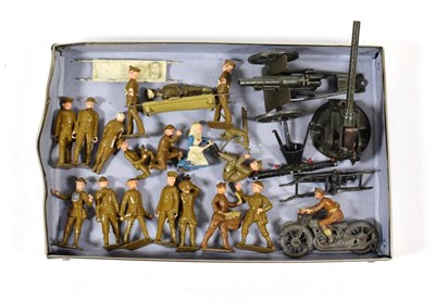 Lot 2418 - Military Figures including two stretcher teams, rangefinder, field gun with gun layer and...