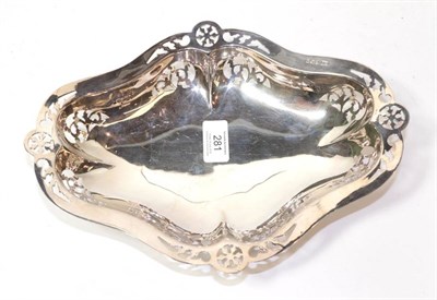 Lot 281 - A shaped oval silver dish, Viners Ltd, Sheffield 1964, with pierced decoration, 29cm wide, 13ozt